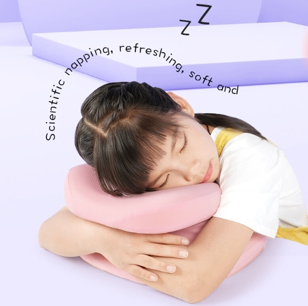 5 Benefits of Using a Student Napping Pillow(图1)